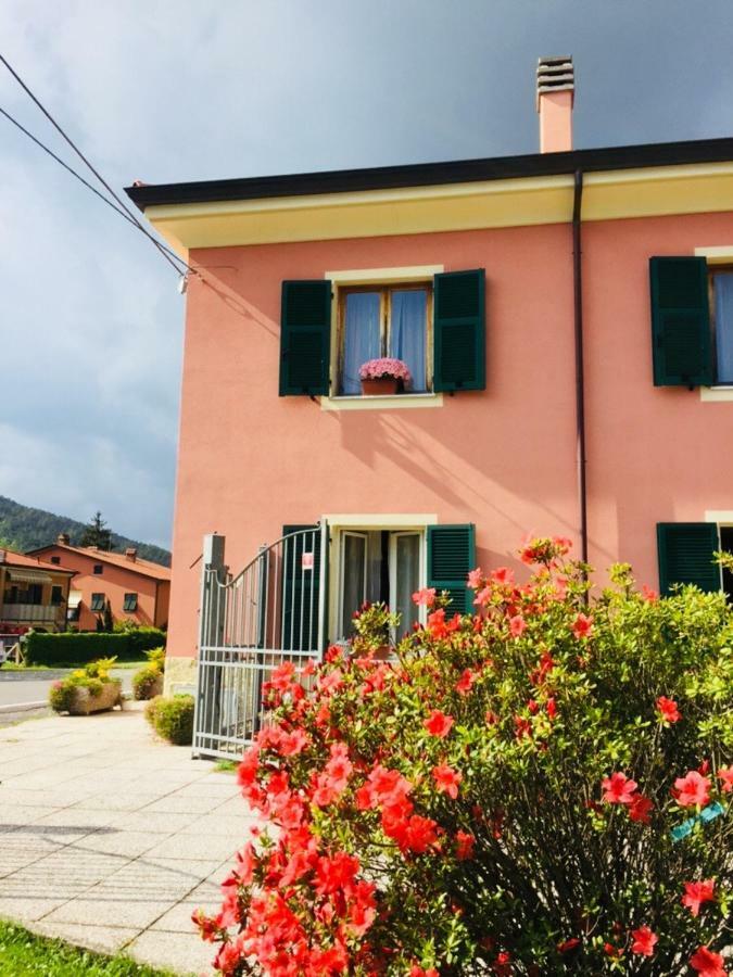 Il Ghiretto Appartamento Riccò del Golfo di Spezia Buitenkant foto